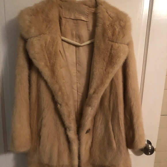 Vintage Miller’s Fur Salon Mink Coat - Picture 7 of 10